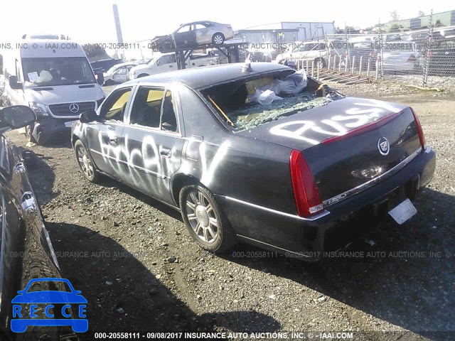 2010 Cadillac DTS 1G6KA5EY7AU101812 image 2