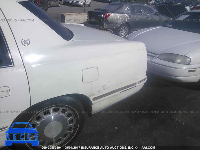 1999 Cadillac Deville 1G6KD54Y8XU764842 Bild 5