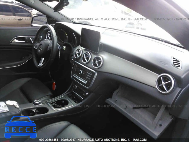 2017 MERCEDES-BENZ CLA WDDSJ4EB9HN457532 image 4