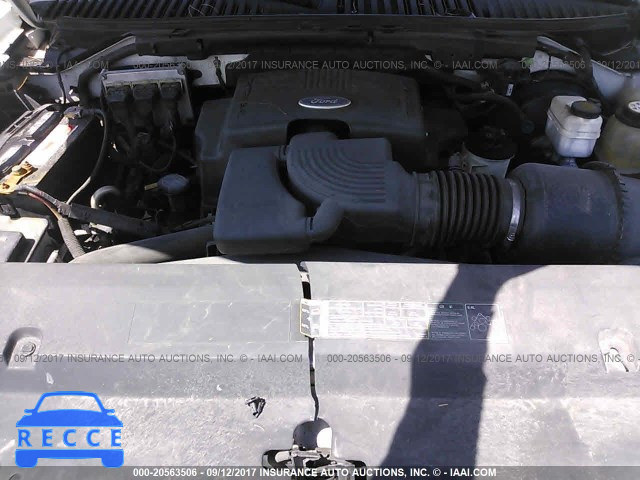 2004 Ford Expedition 1FMPU17L04LB05355 image 9