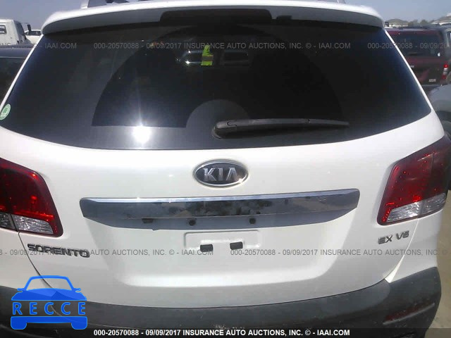 2011 KIA Sorento 5XYKU4A22BG178770 image 5