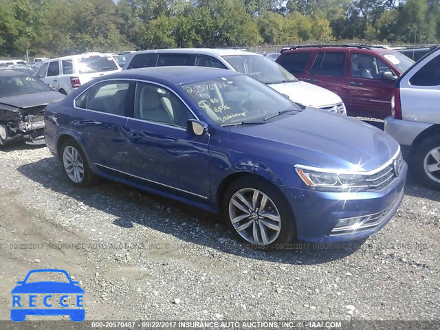 2017 VOLKSWAGEN PASSAT 1VWCT7A32HC062366 image 0