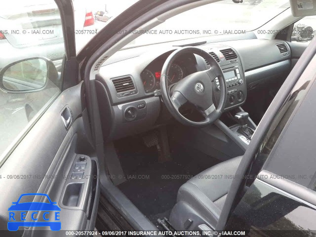 2008 Volkswagen Jetta 3VWRJ71K78M174151 image 4