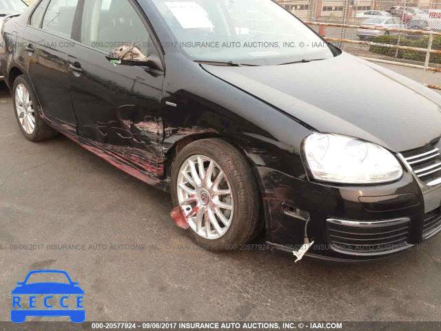 2008 Volkswagen Jetta 3VWRJ71K78M174151 зображення 5