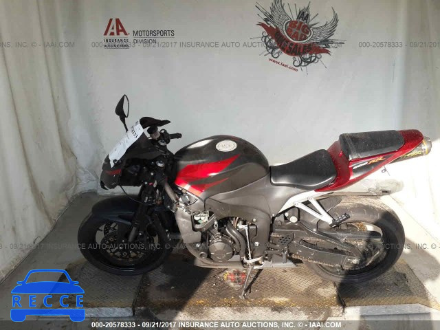 2007 Honda CBR600 JH2PC400X7M001227 Bild 8