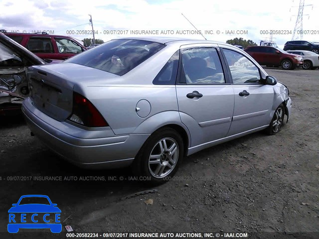 2000 FORD FOCUS 1FAFP34P8YW273149 image 3