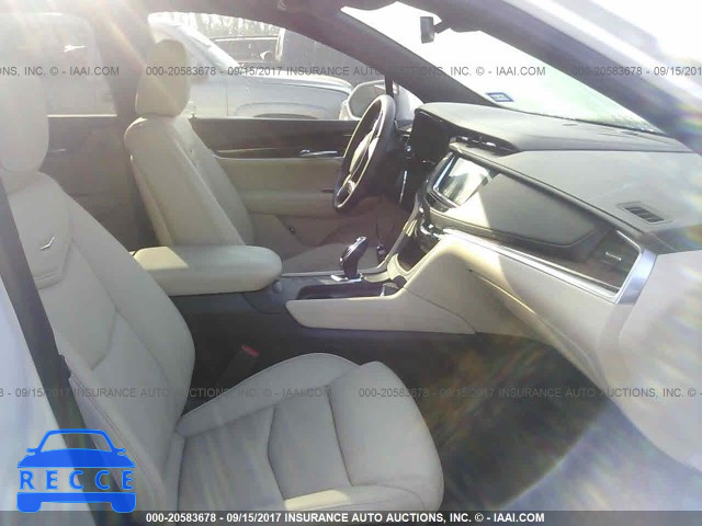2017 Cadillac XT5 1GYKNCRSXHZ317804 image 4