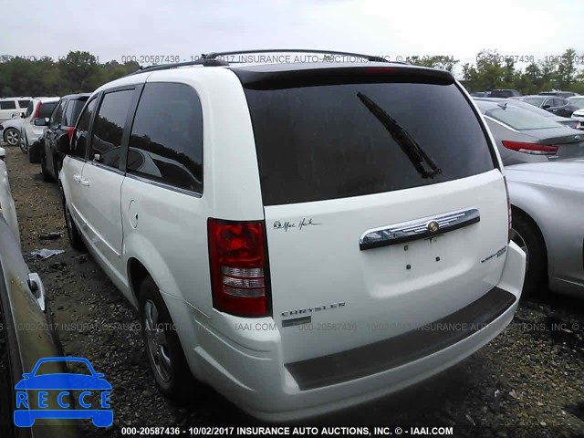 2010 Chrysler Town and Country 2A4RR4DE7AR281516 image 2