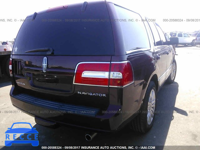 2011 Lincoln Navigator 5LMJJ2H50BEJ02359 Bild 3