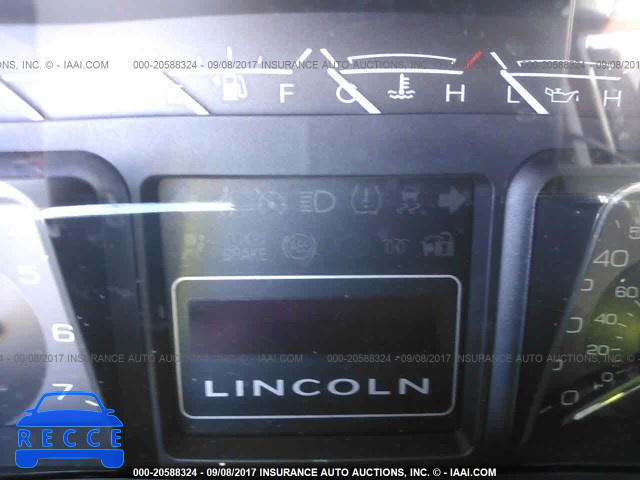 2011 Lincoln Navigator 5LMJJ2H50BEJ02359 image 6