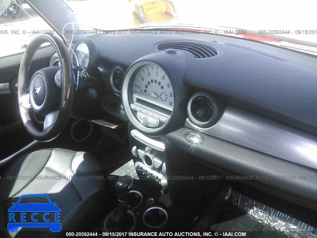 2007 Mini Cooper WMWMF73537TL88685 image 4