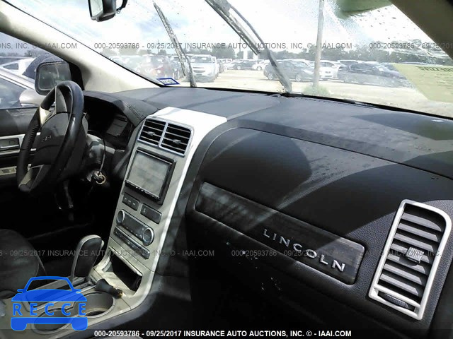 2009 Lincoln MKX 2LMDU68C79BJ00177 image 4