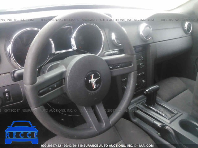 2005 Ford Mustang 1ZVFT80N455143391 image 4
