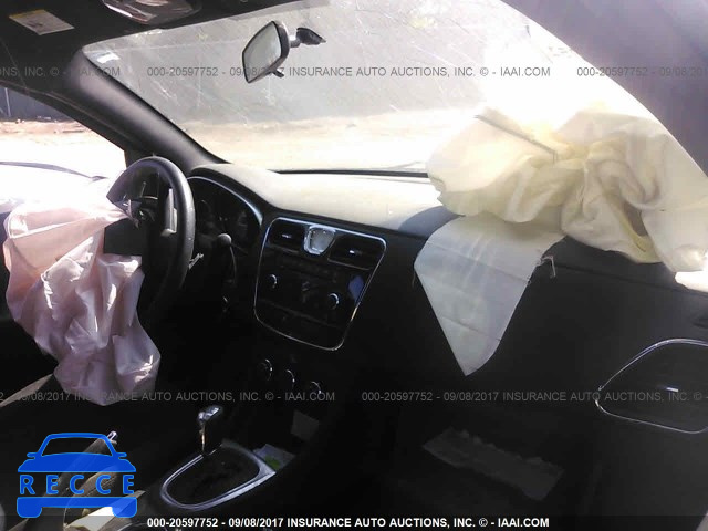 2013 Chrysler 200 1C3CCBAB2DN622631 image 4