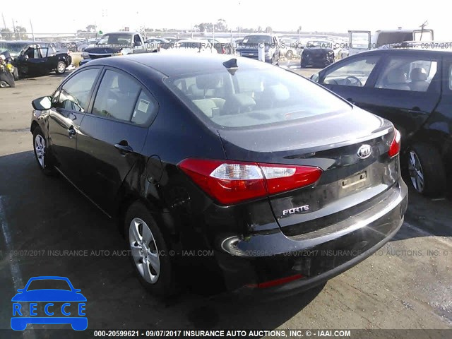 2016 KIA Forte KNAFK4A67G5486606 Bild 2