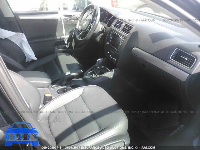 2017 VOLKSWAGEN JETTA 3VWDB7AJ3HM250981 image 4