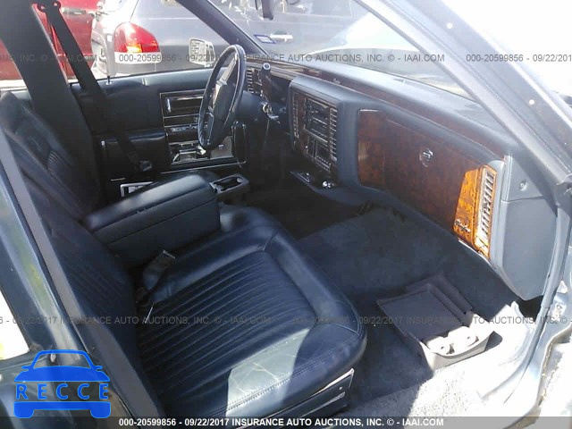 1991 Cadillac Brougham 1G6DW54E2MR722156 image 4