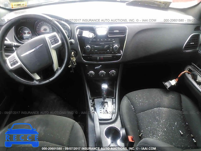 2011 Chrysler 200 1C3BC1FB5BN600635 image 4