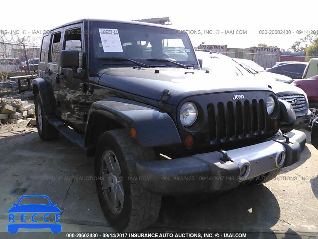 2008 Jeep Wrangler Unlimited SAHARA 1J4GA59158L506741 Bild 0