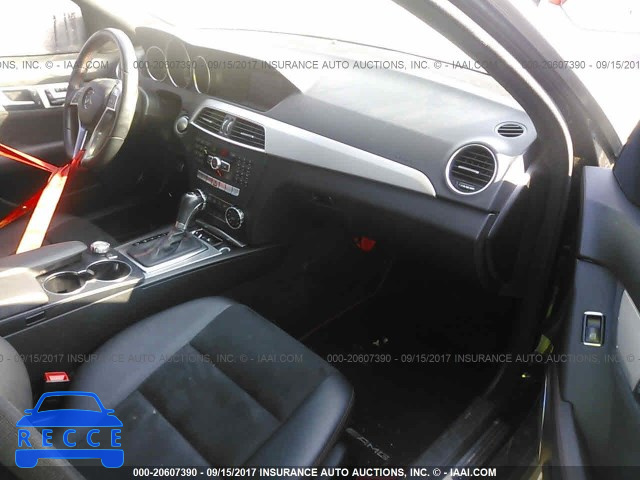 2013 Mercedes-benz C WDDGF4HB6DF985777 зображення 4