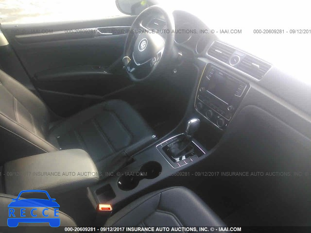2017 VOLKSWAGEN PASSAT 1VWDT7A39HC026369 Bild 4