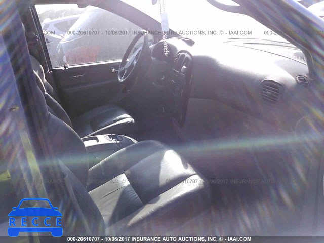 2002 Chrysler Town and Country 2C8GP64L22R719985 image 4