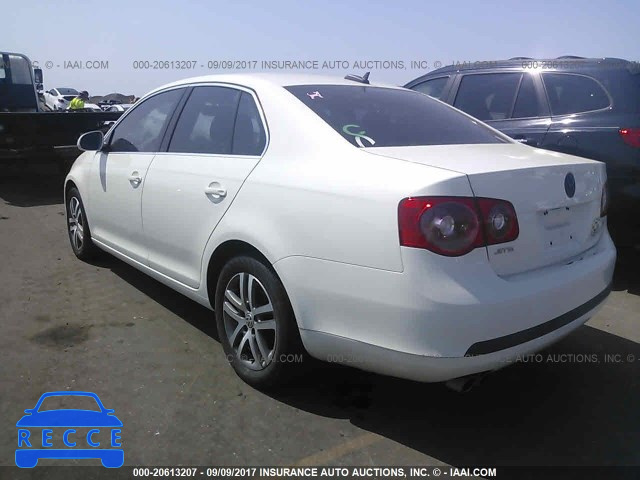 2006 Volkswagen Jetta 3VWSF71K46M665678 image 2