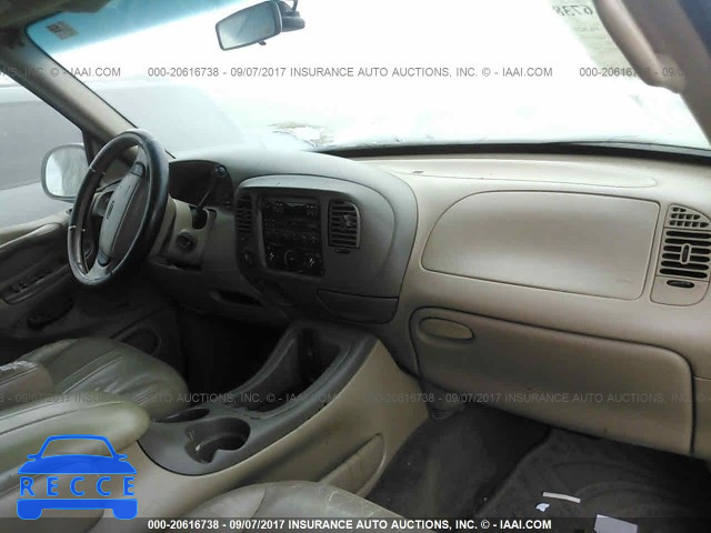 1997 Ford Expedition 1FMFU18L3VLA21218 image 4
