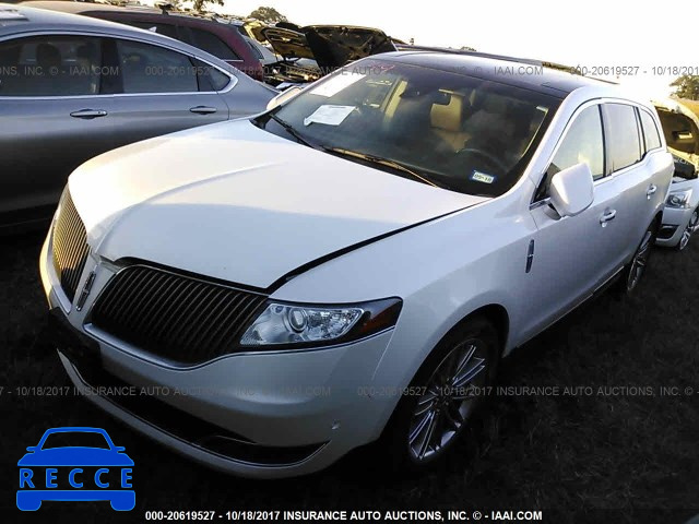 2013 Lincoln MKT 2LMHJ5AT7DBL57296 Bild 1