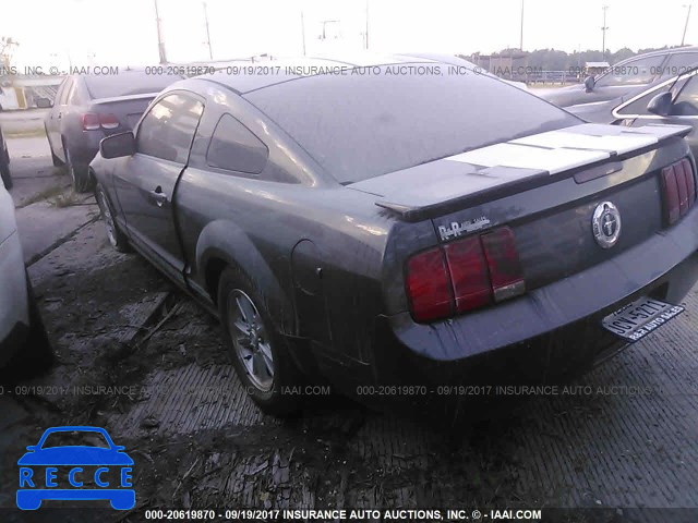 2007 Ford Mustang 1ZVFT80NX75338107 image 2