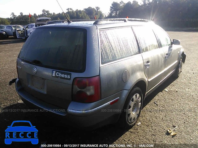 2003 Volkswagen Passat WVWND63B23E072724 image 3