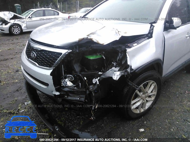 2015 KIA Sorento LX 5XYKT4A63FG567512 image 5