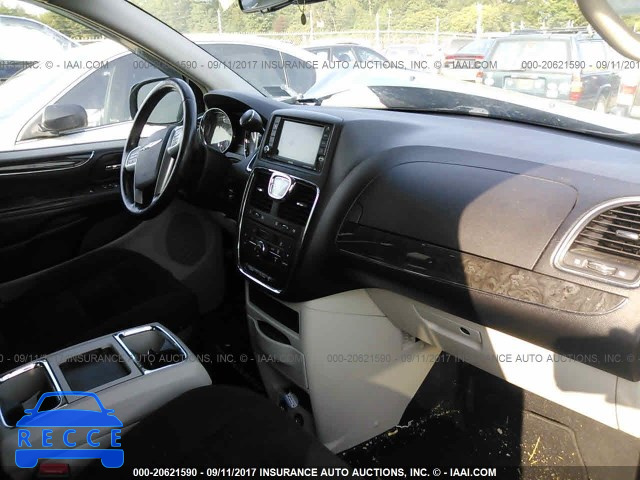 2011 Chrysler Town & Country TOURING 2A4RR5DG9BR734611 image 4