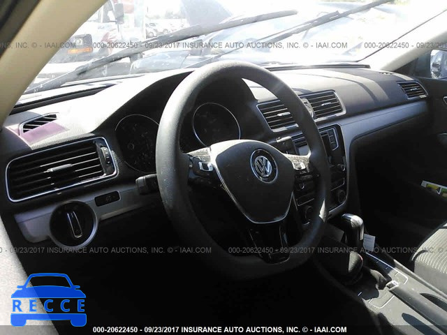 2017 VOLKSWAGEN PASSAT S 1VWAT7A39HC033213 image 4
