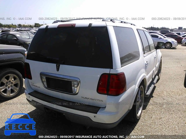 2004 Lincoln Navigator 5LMFU27R34LJ12416 image 3