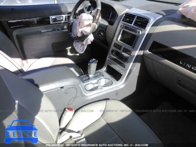 2008 Lincoln MKX 2LMDU88C88BJ23929 image 4