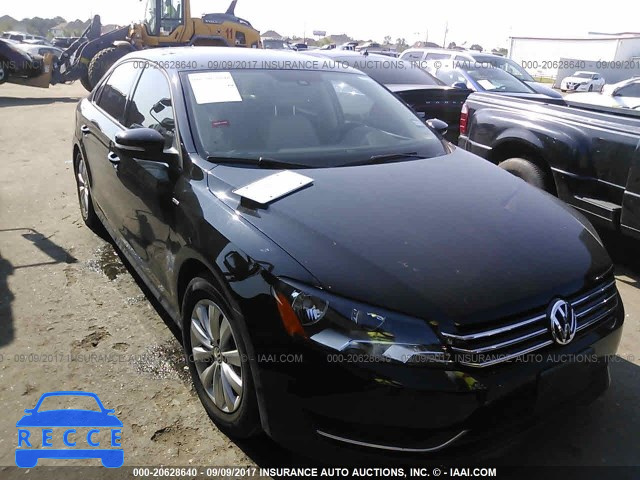 2015 Volkswagen Passat 1VWAS7A32FC063024 image 0