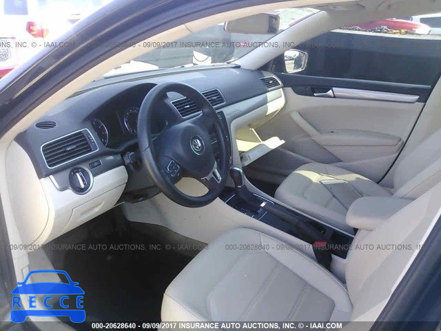 2015 Volkswagen Passat 1VWAS7A32FC063024 image 4