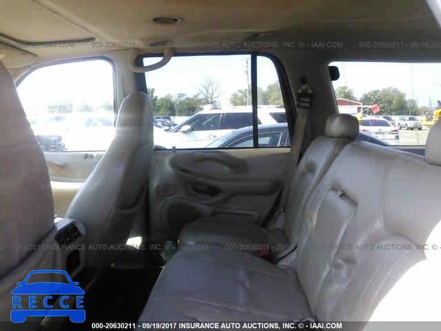 2000 Ford Expedition 1FMPU18L3YLB62704 image 7