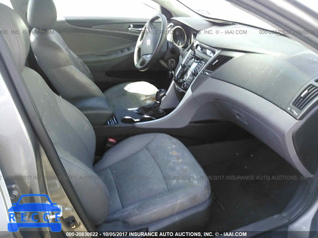 2011 Hyundai Sonata 5NPEB4AC3BH247891 зображення 4