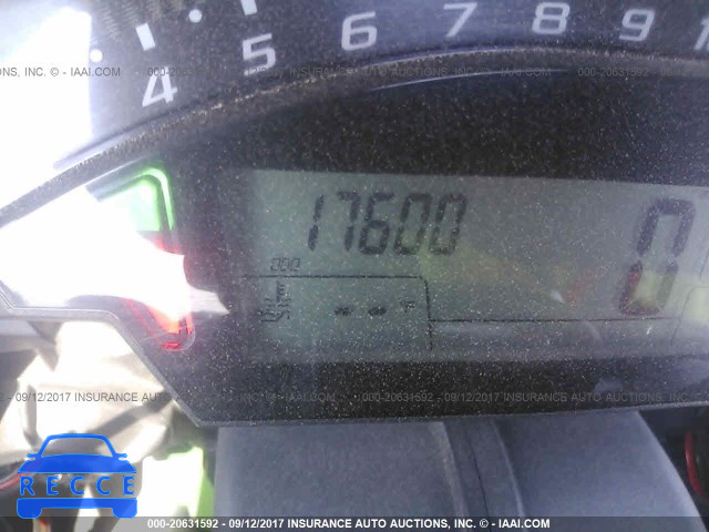 2012 Kawasaki ZX1000 J JKAZXCJ11CA011917 Bild 6