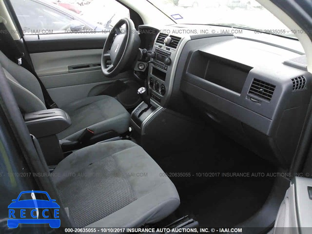 2007 Jeep Compass 1J8FF47W37D266912 зображення 4