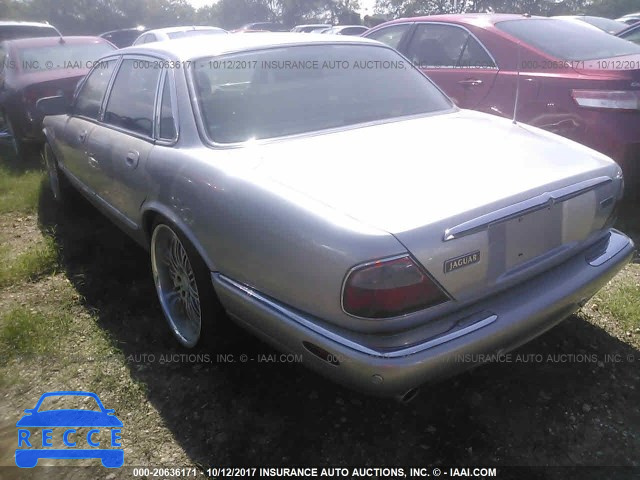 1999 Jaguar XJ8 SAJHX1047XC859698 image 2