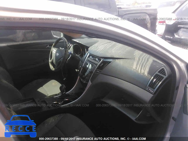 2011 Hyundai Sonata 5NPEC4AC1BH111109 image 4