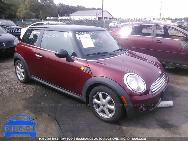 2007 Mini Cooper WMWMF33517TU61917 image 0