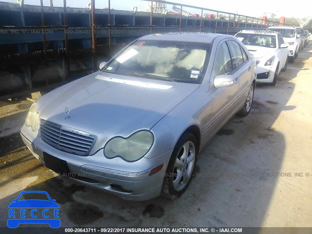 2004 Mercedes-benz C WDBRF64JX4F455872 Bild 1