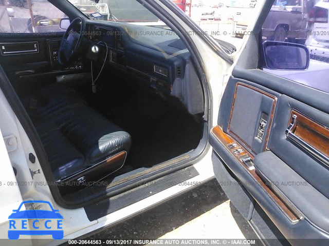 1990 Chrysler Imperial 1C3XY56R6LD758937 image 4