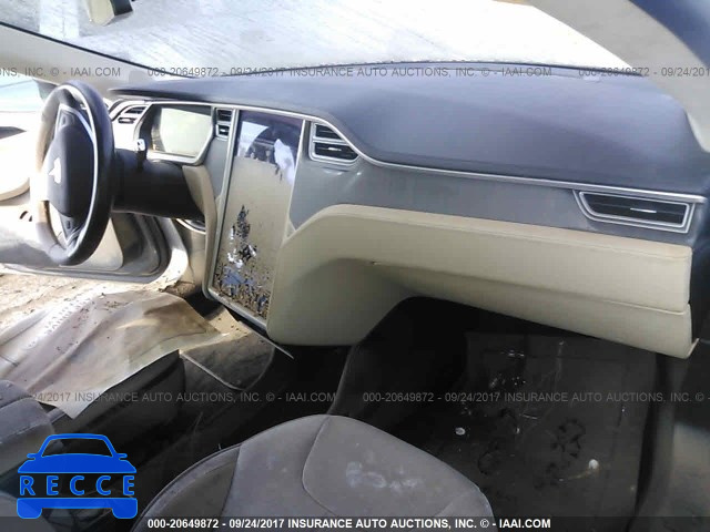 2014 Tesla Model S 5YJSA1H10EFP28211 image 4