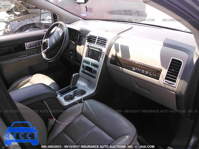 2009 Lincoln MKX 2LMDU68C89BJ11740 image 4
