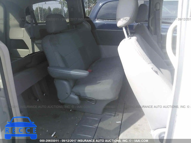 2008 Chrysler Town and Country 2A8HR44H78R721569 image 7